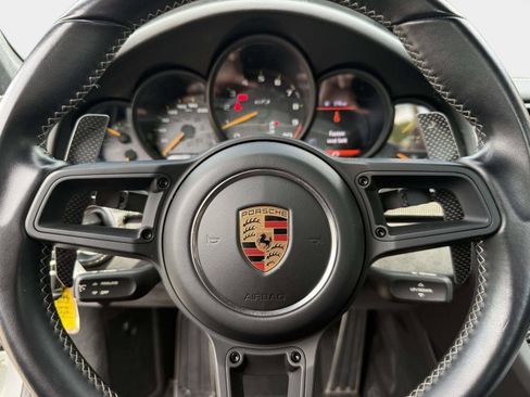 Used 2018 Porsche 911 GT3 RWD image 40