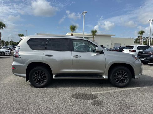 Certified 2023 Lexus GX 460 Premium image 3