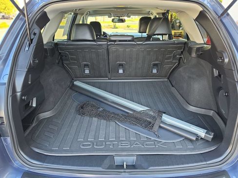 Used 2016 Subaru Outback 2.5i Limited AWD/4WD image 30