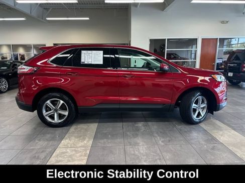 Used 2024 Ford Edge SEL w/ Convenience Package AWD/4WD image 12
