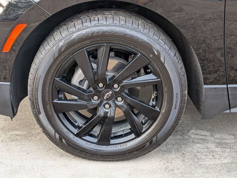 Used 2024 Chevrolet Equinox LS w/ Midnight Edition image 10