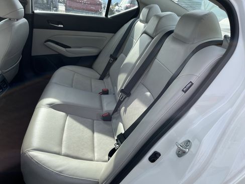 Used 2024 Nissan Altima 2.5 SL image 11