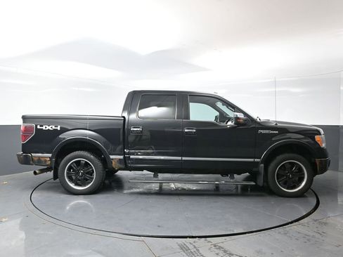 Used 2011 Ford F150 Platinum w/ Max Trailer Tow Pkg image 2