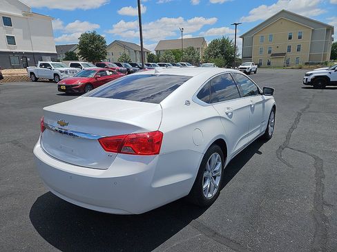 Used 2016 Chevrolet Impala LT w/ Convenience Package FWD image 5