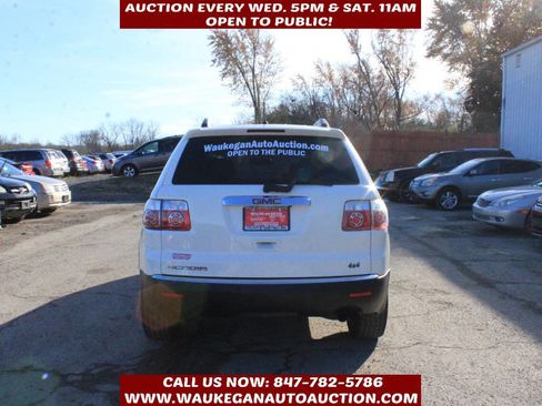 Used 2011 GMC Acadia SLE image 5