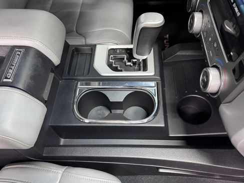 Used 2014 Toyota Tundra Limited AWD/4WD image 11