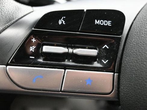 Used 2022 Hyundai Tucson SE image 26