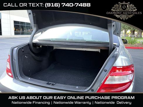 Used 2009 Mercedes-Benz C 300 Sedan image 14
