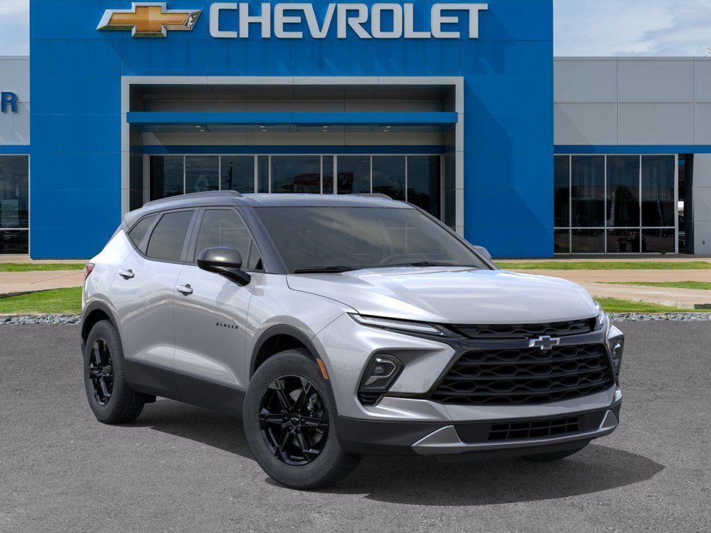 New 2026 Chevrolet Blazer LT w/ Convenience Package FWD image 7