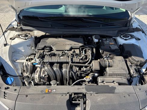 Used 2025 Kia K4 LXS image 32