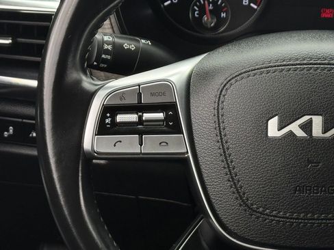 Used 2022 Kia Telluride EX FWD image 13