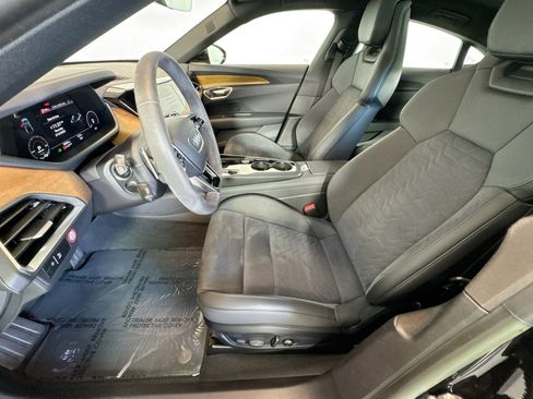 Used 2023 Audi e-tron GT Premium Plus image 19