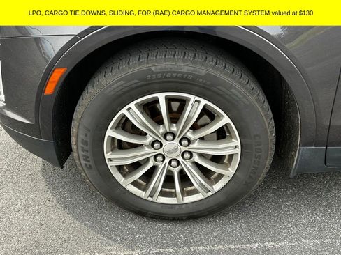 Used 2018 Cadillac XT5 Luxury w/ Driver Awareness Package AWD/4WD image 11