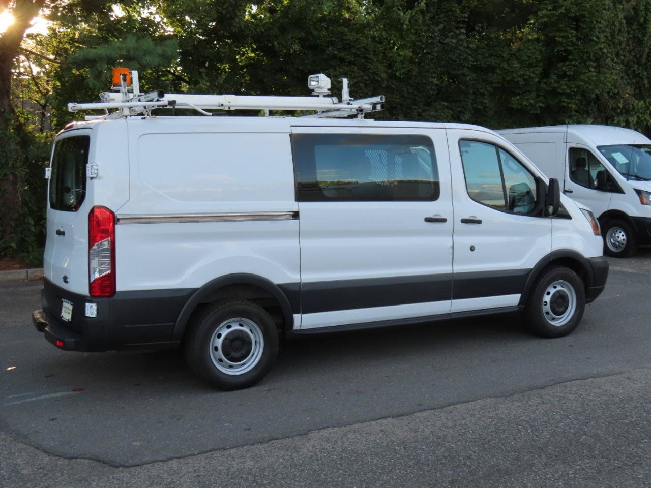 Used 2015 Ford Transit 150 130 Low Roof RWD image 6