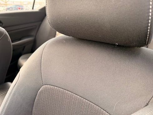 Used 2024 Nissan Altima 2.5 SV image 13