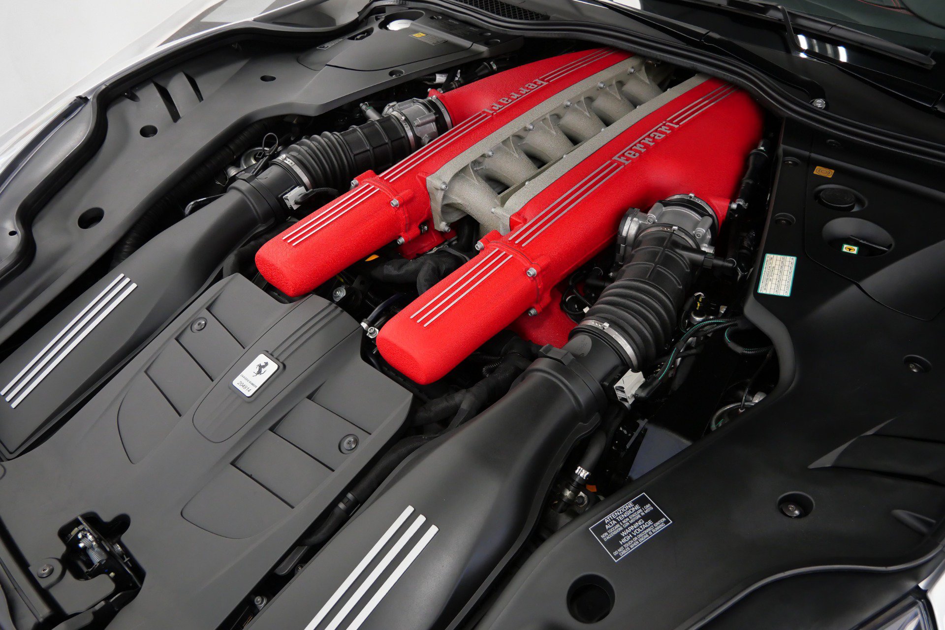 Used 2015 Ferrari F12 Berlinetta RWD image 41