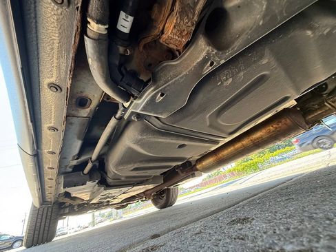 Used 2013 Toyota RAV4 LE AWD/4WD image 15