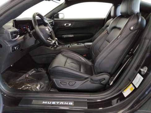 Used 2024 Ford Mustang Premium image 27