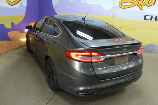 Used 2017 Ford Fusion Titanium FWD image 6
