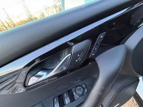 Used 2019 Chevrolet Blazer RS image 11