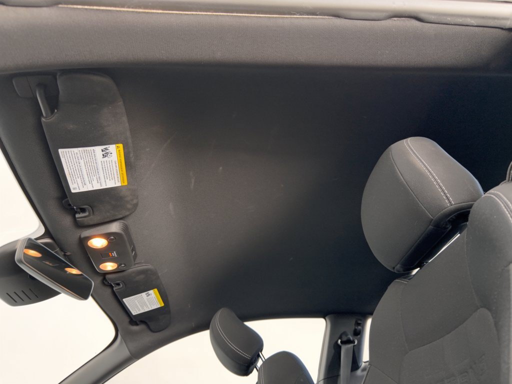 Used 2021 Ford Mustang Coupe RWD image 27