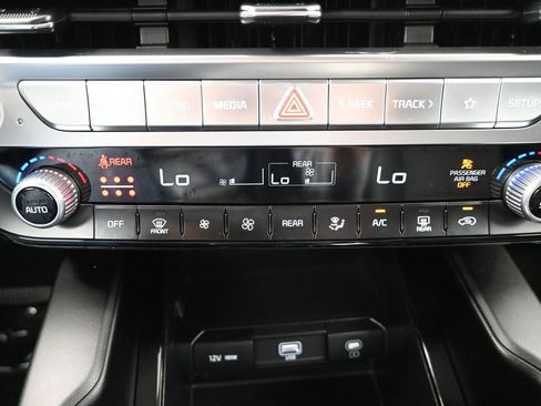 New 2025 Kia Telluride LX FWD image 21