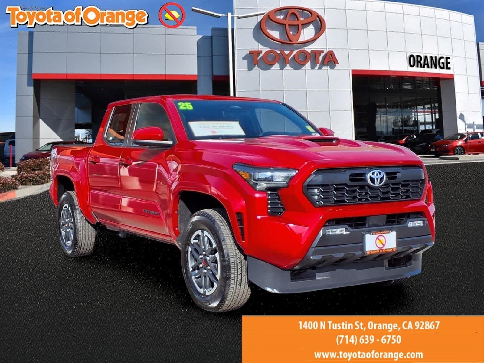 Certified 2025 Toyota Tacoma TRD Sport RWD image 1