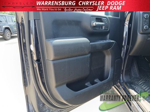 Used 2023 Chevrolet Silverado 1500 Custom w/ LPO, Dark Essentials Package AWD/4WD image 12