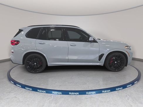 Certified 2024 BMW X5 sDrive40i w/ M Sport Package RWD image 5