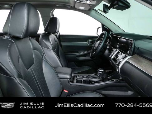 Used 2023 Kia Sorento EX w/ Panoramic Sunroof Package FWD image 23