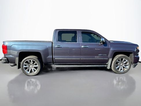 Used 2018 Chevrolet Silverado 1500 LTZ Z71 w/ Centennial Edition image 16