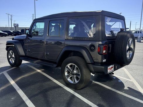 Used 2025 Jeep Wrangler Sport image 4