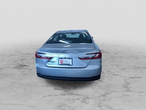 Certified 2025 Toyota Camry LE image 9