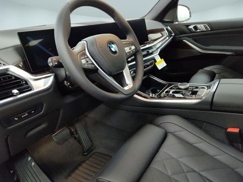 New 2026 BMW X5 xDrive40i w/ Premium Package image 4