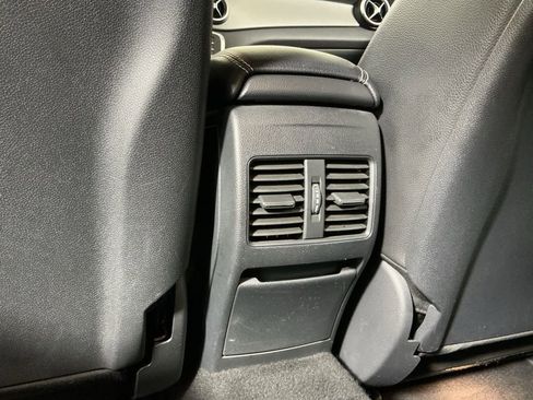Used 2018 Mercedes-Benz CLA 250 image 26