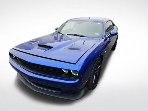 Used 2019 Dodge Challenger R/T Scat Pack image 2