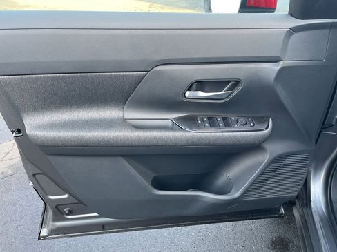 New 2026 Nissan Kicks SV AWD/4WD image 18