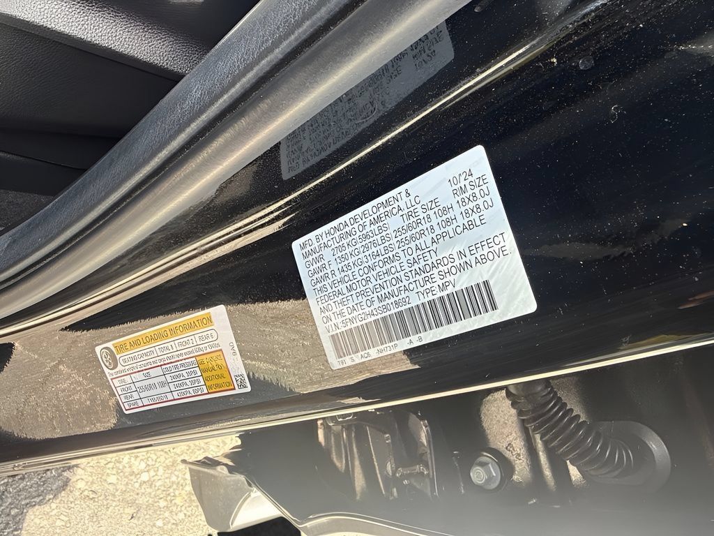 Used 2025 Honda Pilot EX-L image 36