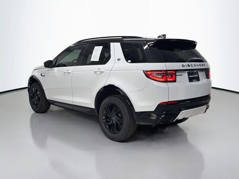 Used 2026 Land Rover Discovery Sport Landmark AWD/4WD image 3