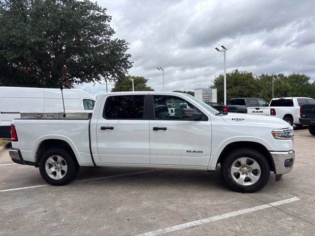 Used 2025 RAM 1500 Big Horn AWD/4WD image 4
