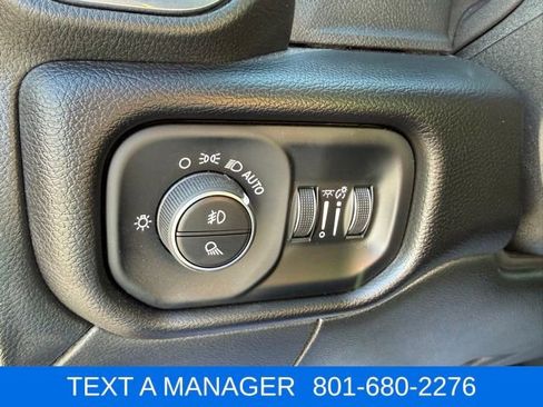 New 2026 RAM 2500 Laramie AWD/4WD image 15