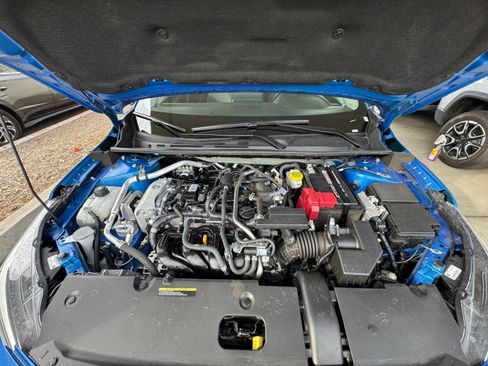 Used 2025 Nissan Sentra SV FWD image 31