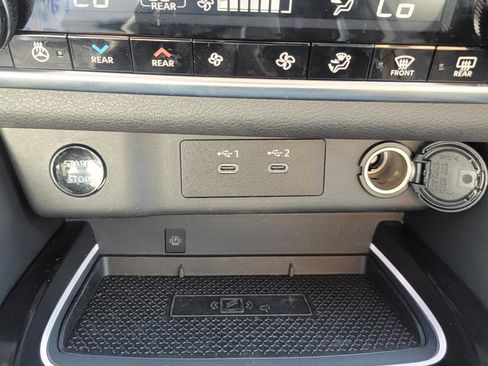 Used 2024 Nissan Rogue SL w/ SL Premium Package AWD/4WD image 27
