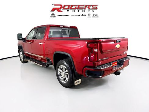 Used 2024 Chevrolet Silverado 2500 High Country w/ Technology Package AWD/4WD image 11