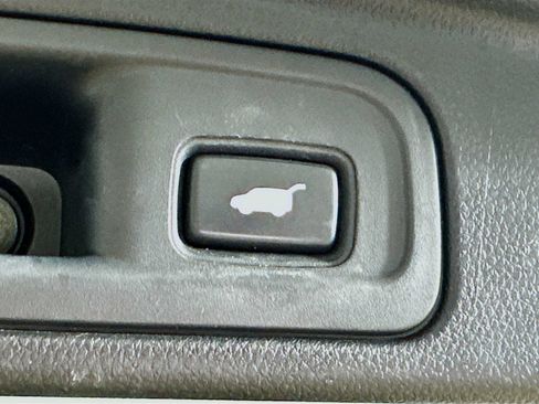Used 2016 Honda Pilot Elite image 39