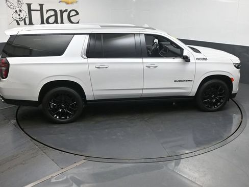 Used 2023 Chevrolet Suburban High Country AWD/4WD image 43