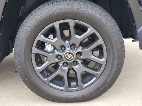 New 2025 Toyota Tundra Platinum AWD/4WD image 8