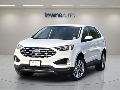 Used 2022 Ford Edge Titanium w/ Equipment Group 301A AWD/4WD image 10