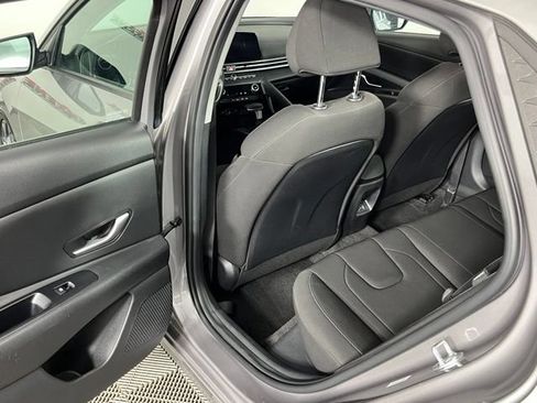 Used 2024 Hyundai Elantra SEL FWD image 24