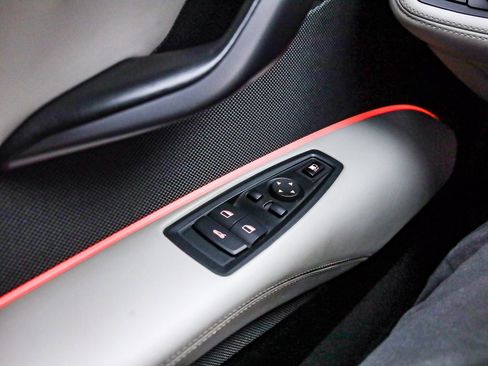 Used 2017 BMW i8 image 24